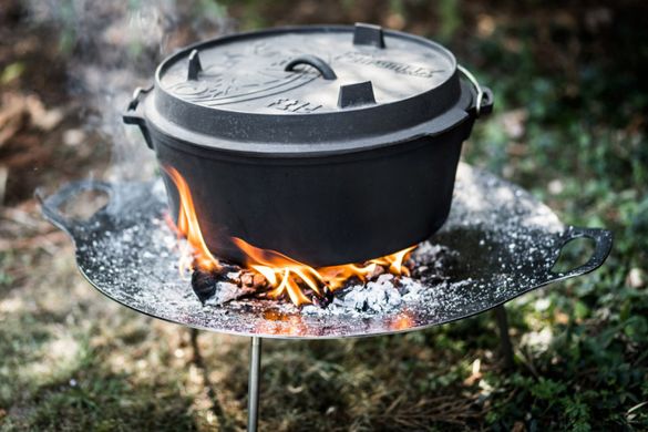 Petromax Dutch Oven ft12 with legs 10.8L