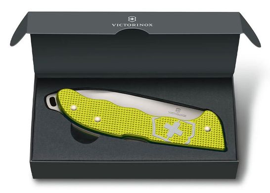 Нож Victorinox Hunter Pro Alox Limited Edition 2023 Electric Yellow