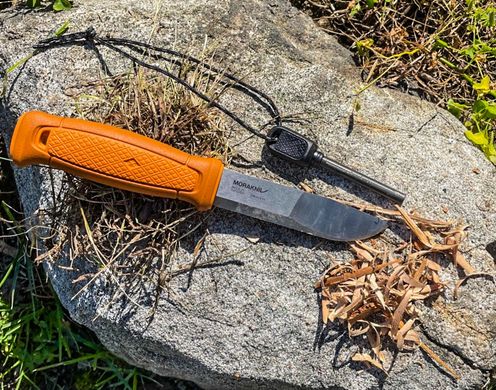 Morakniv Kansbol Survival Kit. Orange