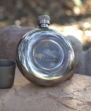 TOAKS Titanium Wine Flask with Shot Glass Combo Set