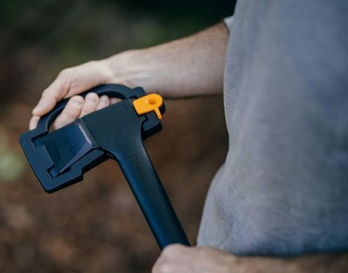 Топор Fiskars Solid A11 (1051086)