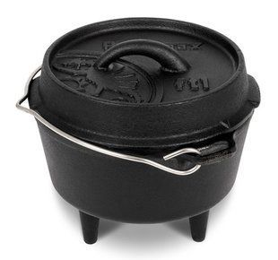 Казан-жарівня чавунна Petromax Dutch Oven ft1 на ніжках 0.9 л