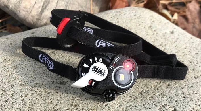 Налобний ліхтар Petzl e + LITE