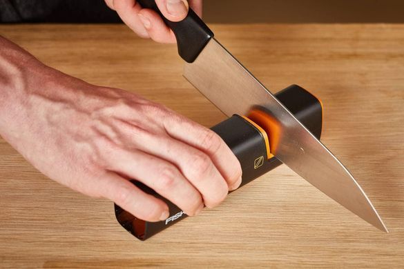 Точило для ножей Fiskars Edge 1003098